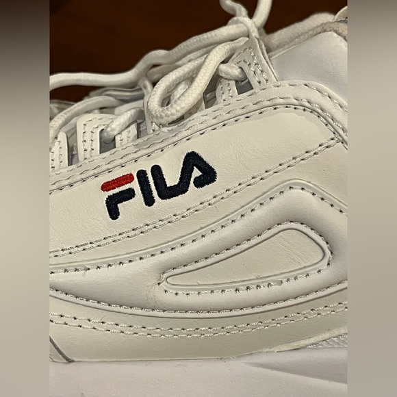 Fila Disruptor II Premium Wedge sneakers. Chunky sole. White w/ blue & red. 8.5 - Picture 10 of 12